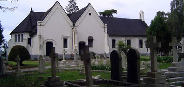 Holy Trinity Church Nuwara Eliya Births baptisms marriages CDs Books
